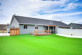 Beautiful Family Home: 10 Mi to Red Lodge Mountain