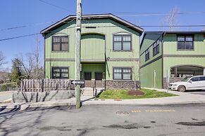 Dtwn Blowing Rock Condo w/ Private Hot Tub!