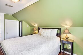 Aiken Apt w/ Garden-view Balcony: Half-mi to Dtwn!