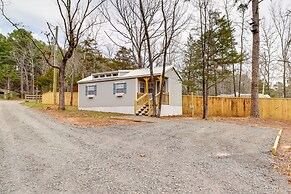 Tumbling Shoals Cabin Near Greers Ferry Lake!