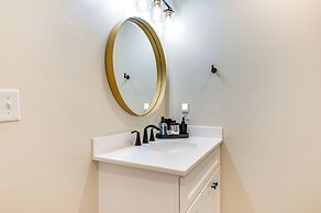 New Bern House w/ Gas Grill Near Neuse River!