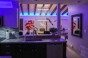 1 Mi to Dtwn: Scenic Prescott Hillside Retreat!