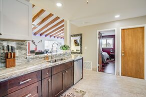 1 Mi to Dtwn: Scenic Prescott Hillside Retreat!