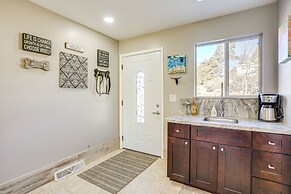 1 Mi to Dtwn: Scenic Prescott Hillside Retreat!
