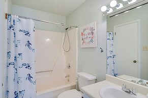 2 Mi to Beach: Orange Beach Condo w/ Dock Access