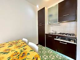 Stunning sea View Flat Just 250m From the Beach