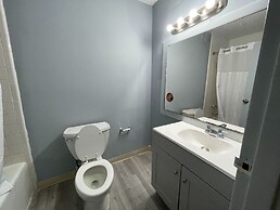 Lamplighter Inn By OYO Charlotte Airport Area