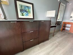 Lamplighter Inn By OYO Charlotte Airport Area