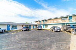 Budget Inn By OYO Frederick Us-183