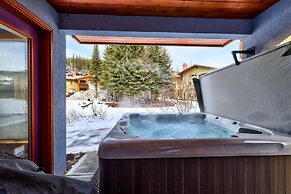 Crystal Forest #51 2 Bedroom Condo