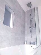 Beautiful 3-bed House in Birmingham