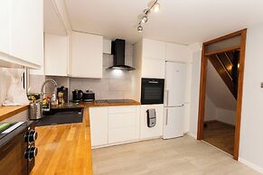 5 Guests - 2-bed House - Bbq - Free Parking