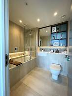 Designer Penthouse Panoramic Views London 2 Beds