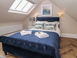 Netherdale Penthouse