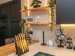 Netherdale Penthouse