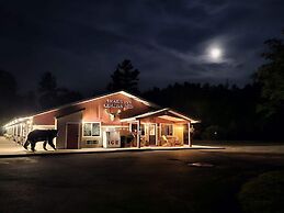 Trails Inn Quadna Mountain Motel & RV