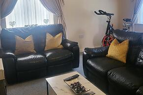 Bolton-2bedroom-2bathroom-parking