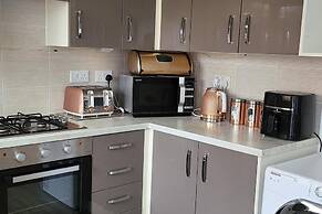 Bolton-2bedroom-2bathroom-parking