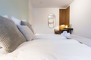 Spacious 3-rooms apartment in the center