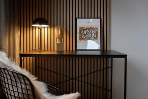 Spacious 3-rooms apartment in the center