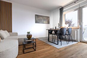 Spacious 3-rooms apartment in the center