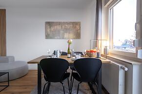 Spacious 3-rooms apartment in the center