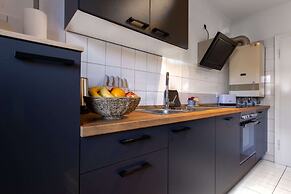 Spacious 3-rooms apartment in the center