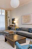 Elegant Edgy Loft on Historic Alley Parking