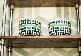 80 LEX 202 Iconic Location Park Free Off Street