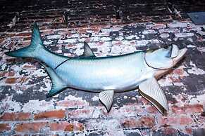 80 LEX 202 Iconic Location Park Free Off Street