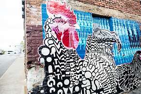 80 LEX 202 Iconic Location Park Free Off Street