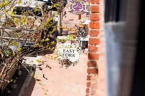 80 LEX 202 Iconic Location Park Free Off Street