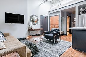 80 LEX 204 Industrial Chic Free Parking