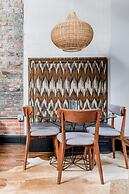 80 LEX 204 Industrial Chic Free Parking