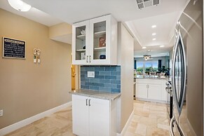 Land's End 7-203 Beach Front - Premier