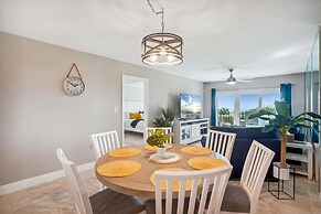 Land's End 7-203 Beach Front - Premier