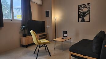 Boutique Studios & Apartments-by Avelink