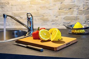 Boutique Studios & Apartments-by Avelink