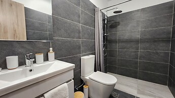 Boutique Studios & Apartments-by Avelink