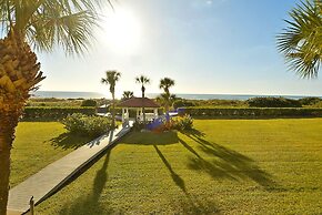 Land's End 8-201 Beach Front - Premier