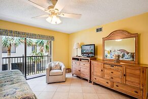 Land's End 8-201 Beach Front - Premier