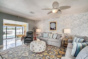 Manatee Home - Water Front Pool Home