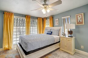 Manatee Home - Water Front Pool Home