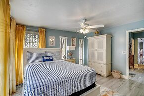 Manatee Home - Water Front Pool Home