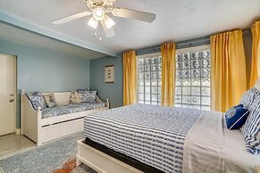 Manatee Home - Water Front Pool Home