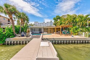 Manatee Home - Water Front Pool Home