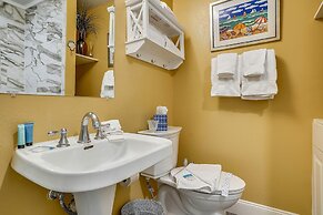 Manatee Home - Water Front Pool Home