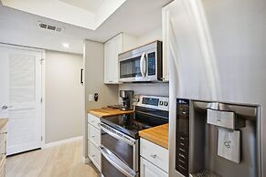 Land's End 1-306 Bay Front- Premier