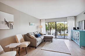 Land's End 1-306 Bay Front- Premier