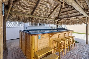 Twin Tiki - Full Property - 4 Bedroom